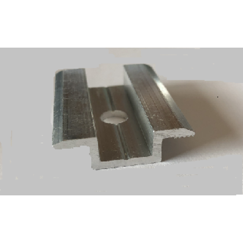 Stiprinājums vidējājs saules panelis U12 M8 Stiprinājums vidējājs saules panelis U12 M8